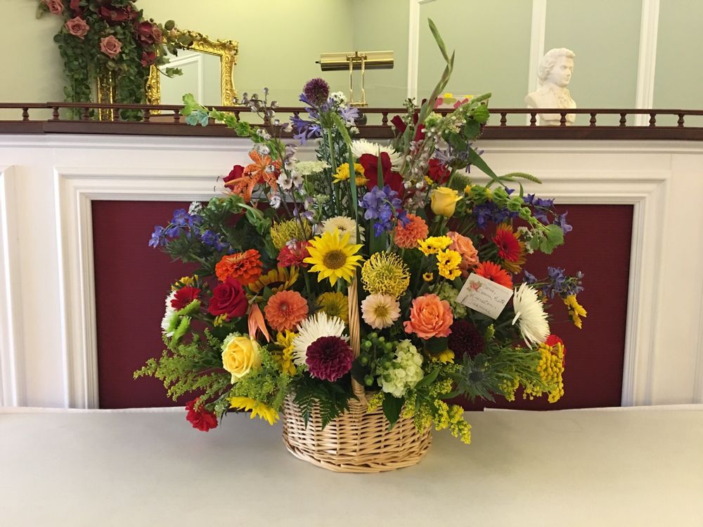 ROOSTER VANE GARDENS Updated October 2024 10 Photos & 23 Reviews