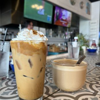 Toasted - Cookie butter latte and crème brulee latte - Breakfast & Brunch Near Me - Bakersfield, California