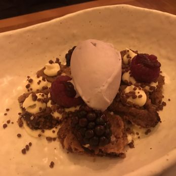 Arume - Cookies and violet ice cream - Mediterranean Near Me - Barcelona, B