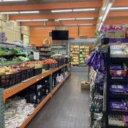 Trinethra Indian Supermarket - Full of fresh produce