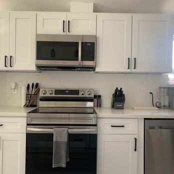 Niche & Clean - Cleaned my kitchen after the guest have left it really bad!! - Home Cleaning Near Me - San Diego, California Niche & Clean - Cleaned my kitchen after the guest have left it really bad!! - Home Cleaning Near Me - San Diego, California