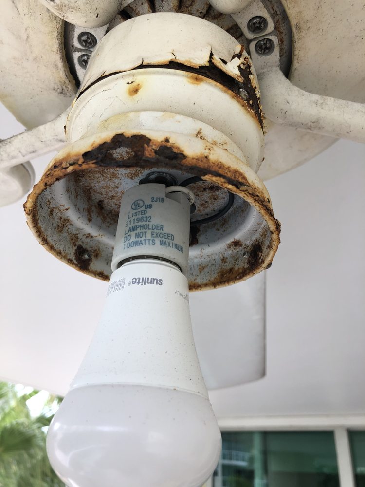 DANS FAN CITY Updated October 2024 3262 W Hillsboro Blvd, Deerfield