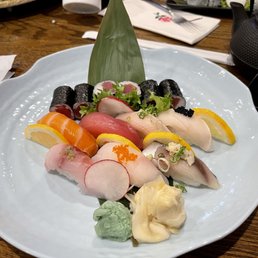 Dancing Tuna Roll