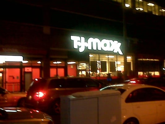 TJ MAXX - Updated October 2025 - 17 Photos & 72 Reviews - 1630 E 15th