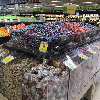 Save-On-Foods - ows a display of candy in a grocery store - Grocery Near Me - Langley, British Columbia Save-On-Foods - ows a display of candy in a grocery store - Grocery Near Me - Langley, British Columbia