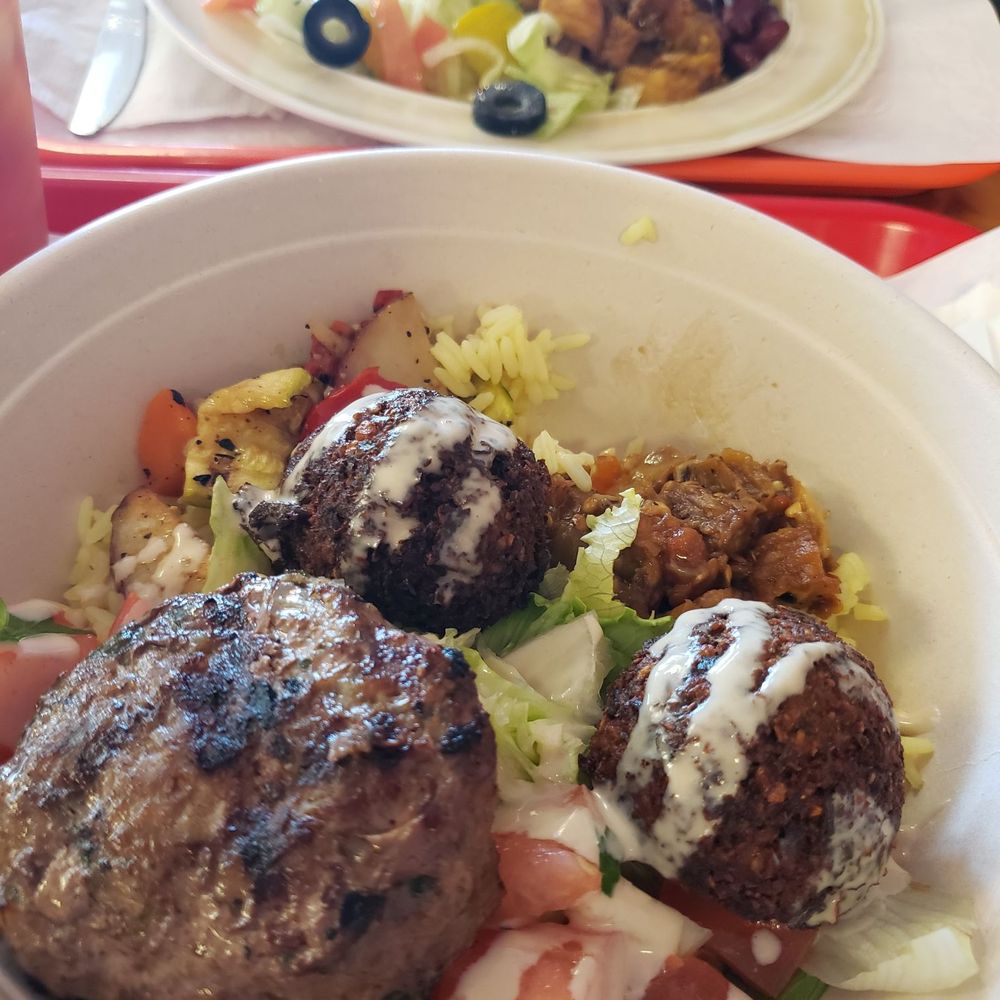 My yummy falafel/lamb meatball combo bowl !
