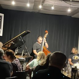 Emmet Cohen Trio, killer set!
