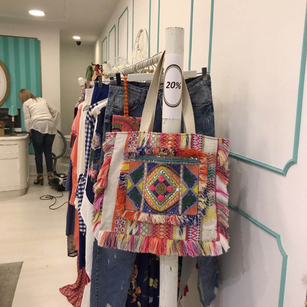 THÉ - Women's Clothing Near Me - Lisbon, 11