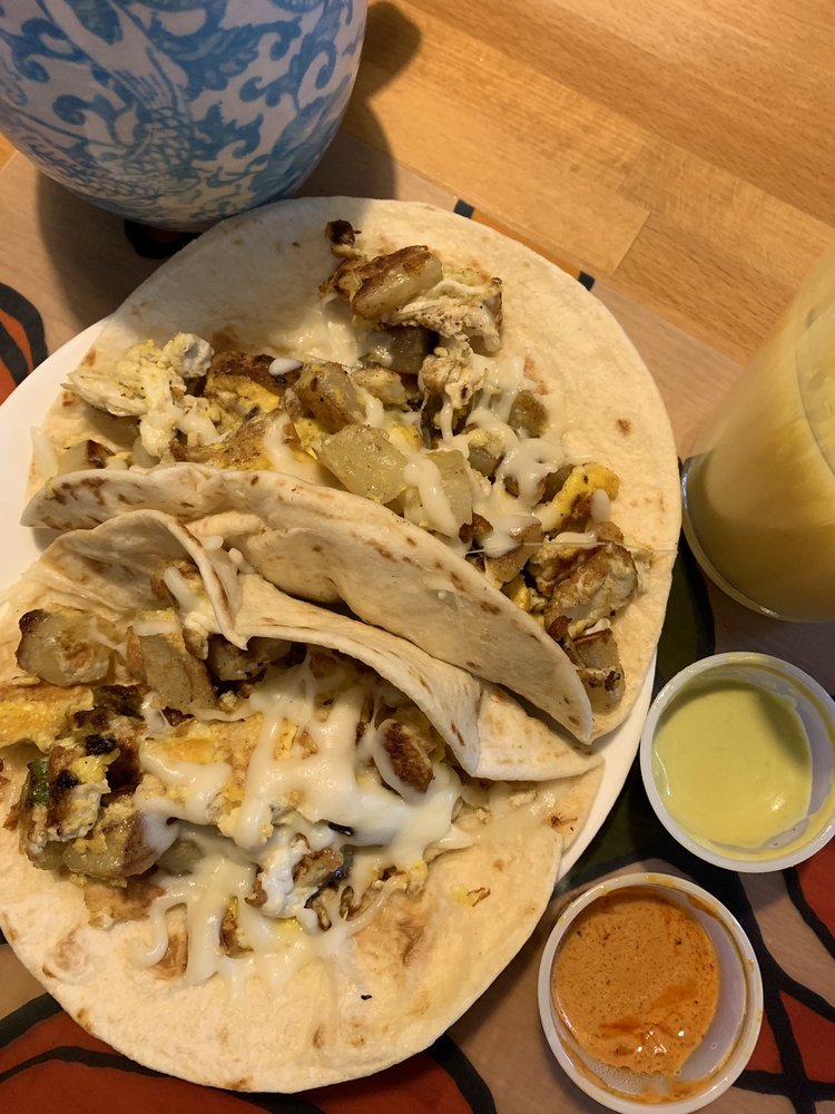 Tacos Kitchen Logo