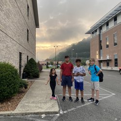 Brookshire Inn & Suites - The early morning view