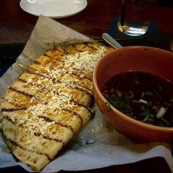 Uno Mas Taco & Tequila Bar - Birria Quesadila