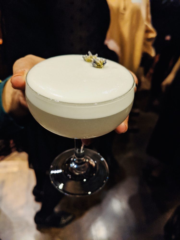 LUMBER BARON BAR 26 Photos & 31 Reviews 187 Monroe Ave NW, Grand Rapids, Michigan Lounges