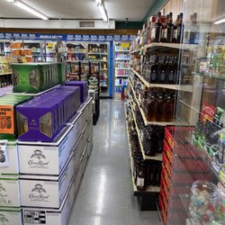 Bill's Quick Mart - Liquor, Wine & Beer Aisle
