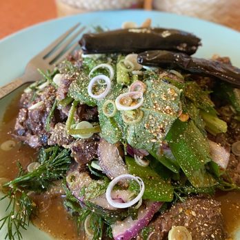 Pichai - Pichai - grilled hanger steak salad with herbs, toasted rice powder & lemongrass - Thai Near Me - Montreal, Quebec