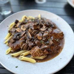 Savona's Trattoria - Veal Marsala