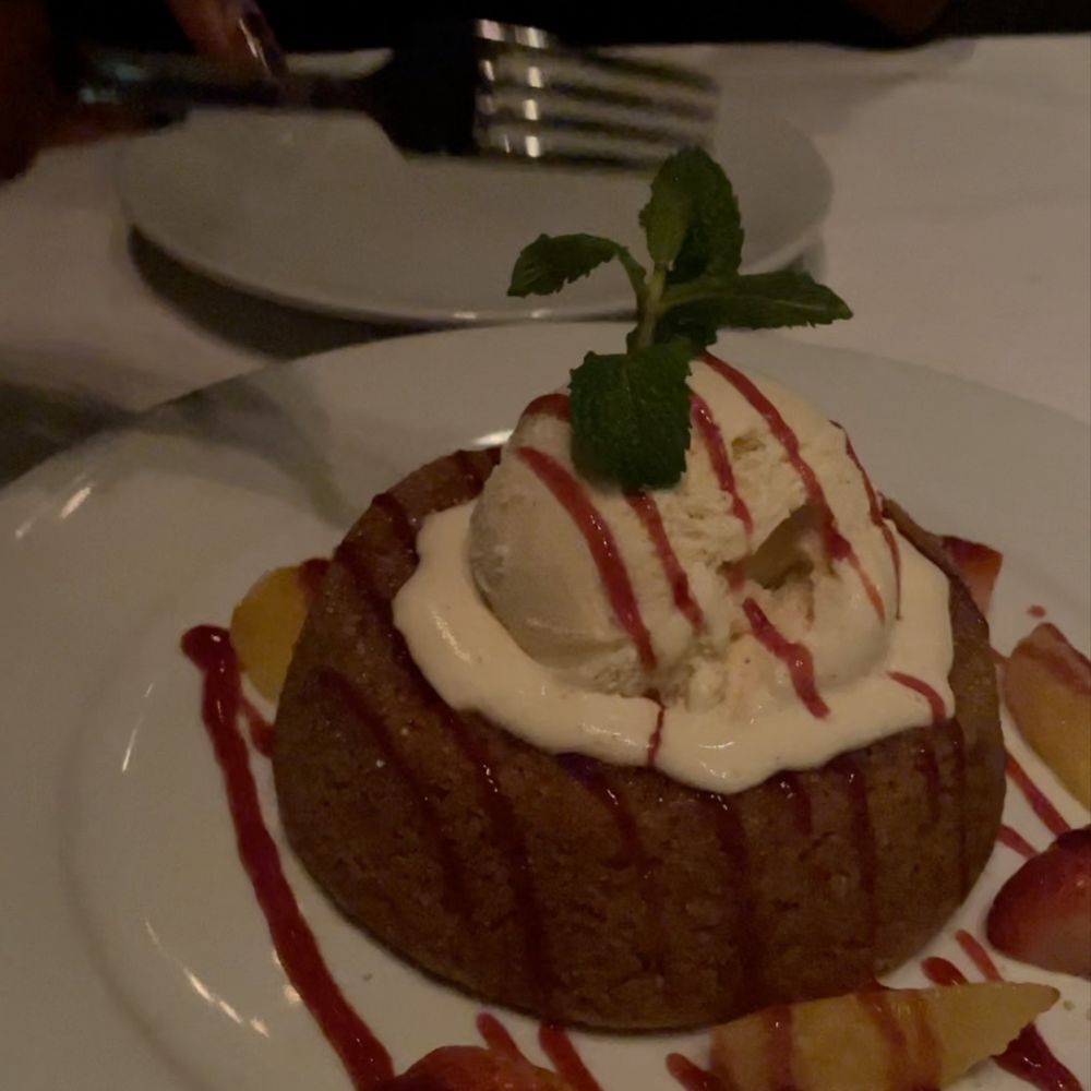 Mastro's Steakhouse - Mastro 's Signature Warm Butter Cake - Steakhouses Near Me - Chicago, Illinois Mastro's Steakhouse - Mastro 's Signature Warm Butter Cake - Steakhouses Near Me - Chicago, Illinois