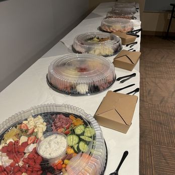 Twelve 31 Café - Dropping off Yummy Hors d'oeuvres - Cafes Near Me - Concord, New Hampshire Twelve 31 Café - Dropping off Yummy Hors d'oeuvres - Cafes Near Me - Concord, New Hampshire