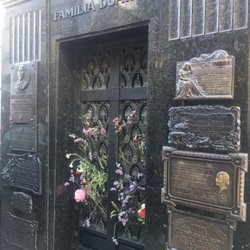 BA Free Tour - Evita's tomb. But you must come to the tour to get the whole story! Really interesting stuff!