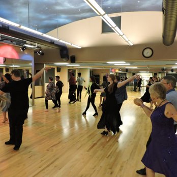 【SISANDI】Side Opened Classic night dance Disney Night- DWTS season 20 (Opening) - video Dailymotion