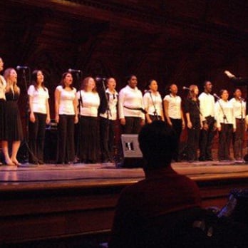 Kellymusicworks - Gene Kelly conducts the CRLS Vocal Ensemble alongside the Harlem Gospel Choir. Cambridge, MA. 2008. - Musical Instruments & Teachers Near Me - Watertown, Massachusetts