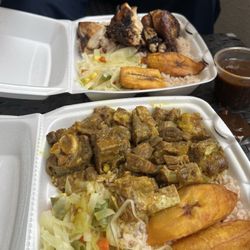 Jamaica Jamaica Luxe - Jerk chicken and goat curry