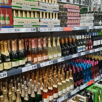 LiDL - Getränke Angebot Aushilf Filiale Lidl in Andernach  (09.03.2021) H.S - Discount Store Near Me - Andernach, RP