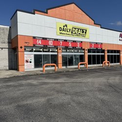 Daily Dealz - Storefront