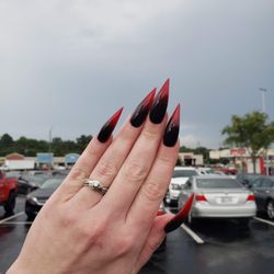 La La Nails - I asked Lee for "Dipped in the blood of my enemies" :D