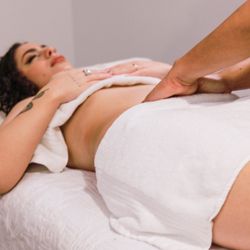 Gisela Andrade Beauty Spa - We offer lymphatic massages. Post-op as well.
