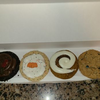 Crumbl - Pflugerville - Bakeries Near Me - Pflugerville, Texas Crumbl - Pflugerville - Bakeries Near Me - Pflugerville, Texas