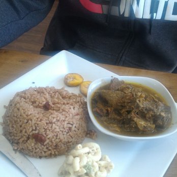 Xaymaca Restaurant - Curry goat, rice and peas, macaroni. - Caribbean Near Me - Brampton, Ontario