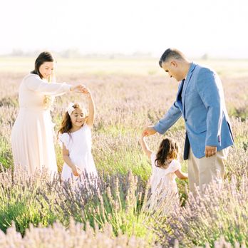 Araceli Farms - Family photos by Corinna Rose Photography in Araceli lavender fields - Attraction Farms Near Me - Dixon, California