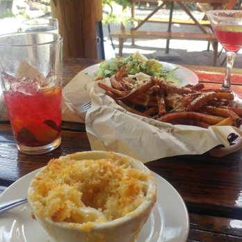 Skyway Bar & Grill - Barbeque Near Me - Zigzag, Oregon