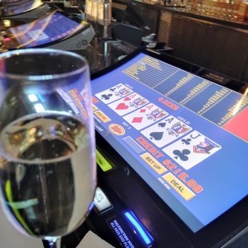 Sip Cocktails & Martinis - Bartender AUSTIN is a sweetheart! - Lounges Near Me - Henderson, Nevada Sip Cocktails & Martinis - Bartender AUSTIN is a sweetheart! - Lounges Near Me - Henderson, Nevada
