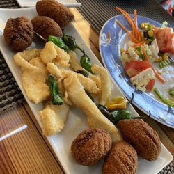 La Torreta - Calamar, bacalao fritters, peppers ..