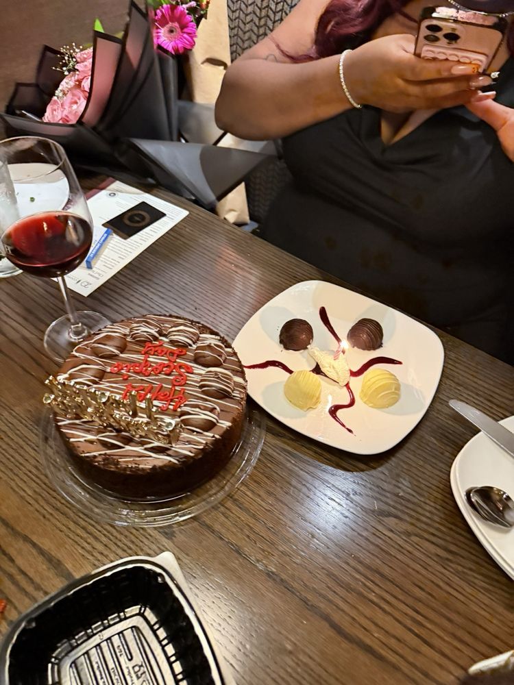 Social spots from Cooper’s Hawk Winery & Restaurant