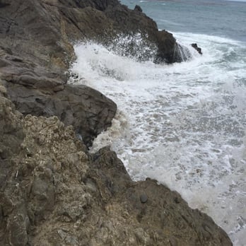 Leo Carrillo State Park - Waves splashing the rocks....I'm standing on a rock just for this pic. - Parks Near Me - Malibu, California Leo Carrillo State Park - Waves splashing the rocks....I'm standing on a rock just for this pic. - Parks Near Me - Malibu, California