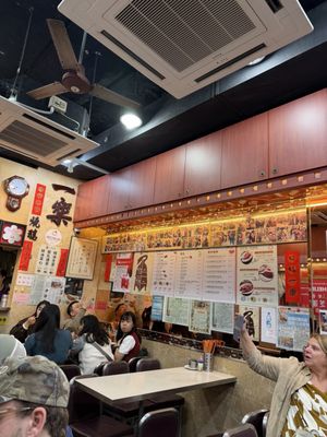 Yat Lok Restaurant by null