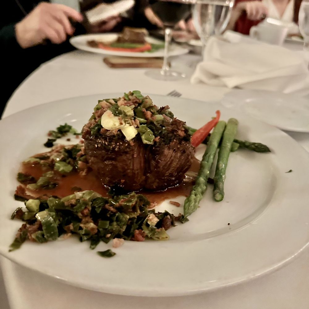 Dal Rae Restaurant - 8oz Filet Pepper Steak - Steakhouses Near Me - Pico Rivera, California Dal Rae Restaurant - 8oz Filet Pepper Steak - Steakhouses Near Me - Pico Rivera, California