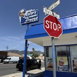 Fosters Freeze