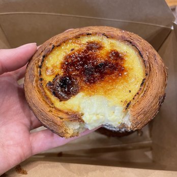 Café Dear Leon - Crème brûlée tart - Cafes Near Me - Baltimore, Maryland