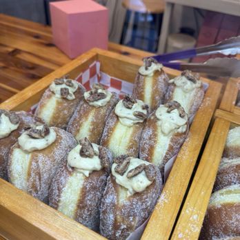Flatfish Gnv - Donuts Near Me - Gainesville, Florida