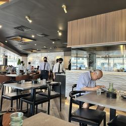 Tasty Moment - Interior seating