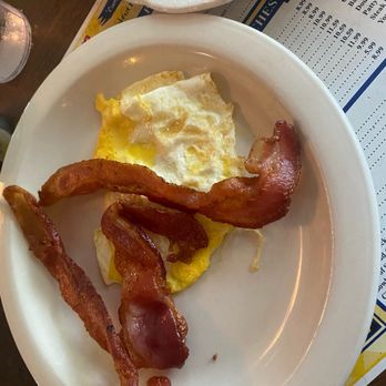 Val's - Hard eggs and bacon - Breakfast & Brunch Near Me - Gravois Mills, Missouri Val's - Hard eggs and bacon - Breakfast & Brunch Near Me - Gravois Mills, Missouri