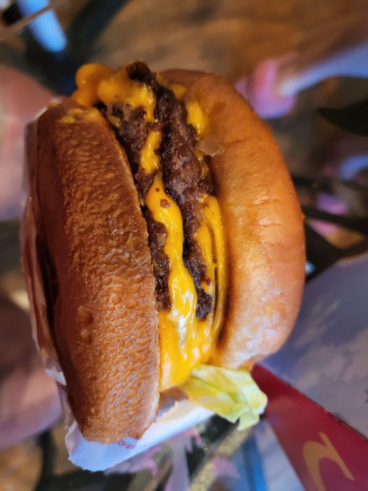 INNOUT BURGER 183 Photos & 220 Reviews Burgers 30121 Santa