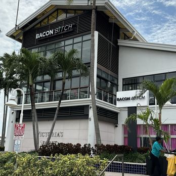 Bacon Bitch - Breakfast & Brunch Near Me - Miami, Florida