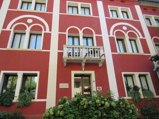 Hotel Villa Pannonia by null