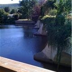 West End Pub - Bridge of flowers from deck