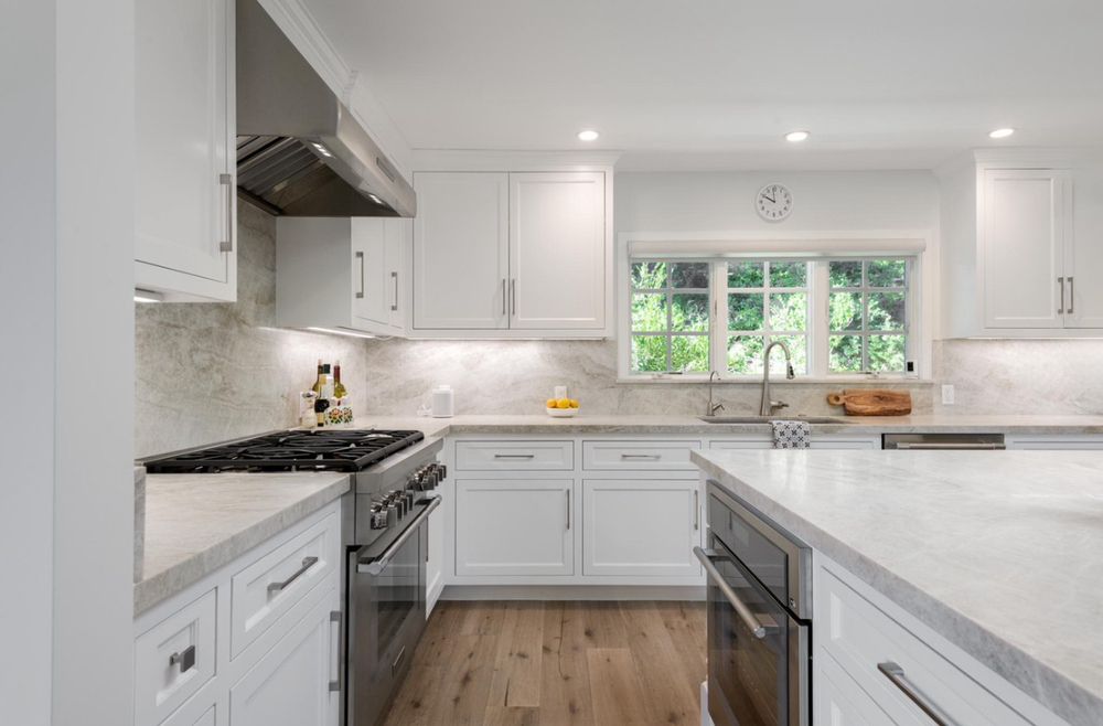 Slide of Level Contractor