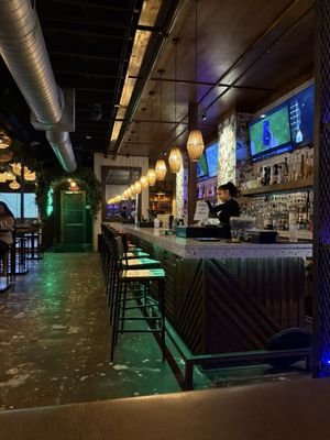 Izkina Restaurant & Lounge by null